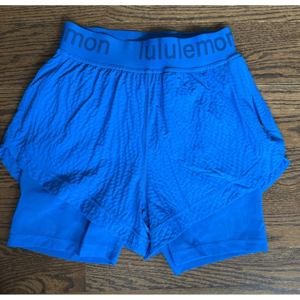 Lululemon Logo Waistband High-Rise Training Short Women 4 Blue 2-in-1 Running